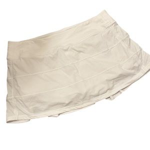 Lulu Lemon Rival Mid-Rise Skirt - 10